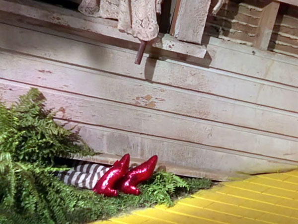 Dorothy Gale’s House — The Wizard of Oz Number of LEGO Bricks: 9,046,400 Square Footage: 1,500 sqft Real Building Cost: $4,092 LEGO Building Cost: $904,640